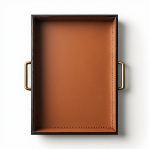 Plateau de rangement en cuir de qualité supérieure conçu pour les montres, les clés, le portefeuille et les accessoires personnels, avec une organisation élégante et une fabrication raffinée - Product Image 4