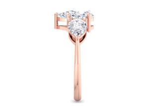 Anillo de Compromiso de Tres Piedras con Diamante de Laboratorio Corte Pera, Anillo de Novia Clásico de Oro Blanco con Diamantes Laterales Corte Pera - Product Image 5