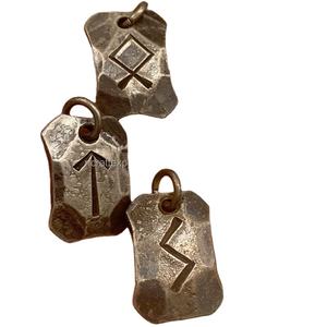 Juego de Runas de cuero de alce de alta calidad RFcrafts, tótem de runa forjado en estilo geométrico romántico para fiestas cristianas - Product Image 1