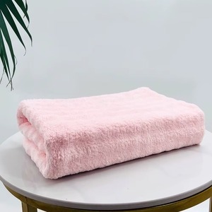 Serviettes de Visage Premium en Gros – Coton Épais, Texture Douce, Séchage Rapide, Personnalisation OEM, Commandes en Gros, Polaire Corail Douce - Product Image 6