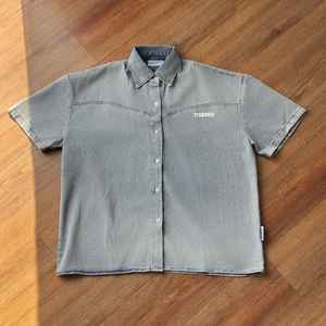 Chemises boutonnées amples 100 % coton pour hommes et femmes, fabrication OEM ODM, usine de vêtements vietnamienne au Vietnam. - Product Image 2