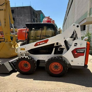 รถตักล้อยาง Bobcatts S590 เครื่องยนต์ดีเซล สีดำ รถตักตีนตะขาบ อุปกรณ์ก่อสร้างสำหรับงานหนัก ประสิทธิภาพสูง - Product Image 1