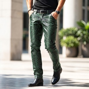Pantalones Casuales de Piel de Pitón Ligeros de Cintura Alta para Hombre |   Pantalones de Motociclista Ajustados con Estampado de Piel de Serpiente y Cierre de Cremallera - Product Image 1