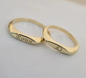 Anillo de Sello Ovalado Clásico Personalizado con Nombre, Anillo Grabado Delicado para Boda, Regalo para el Día de la Madre/Cumpleaños - Product Image 3