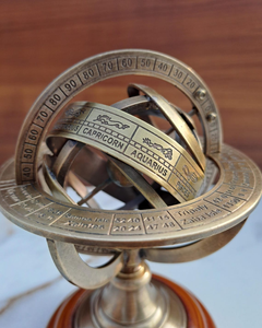 Globe armillaire en laiton : Décoration nautique vintage - Product Image 3