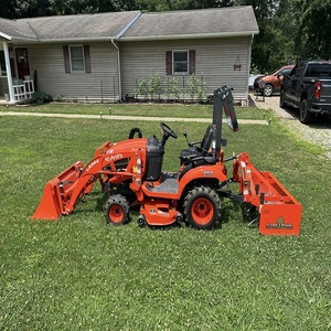 รถแทรกเตอร์คูโบต้า BX1880 รุ่นเล็ก เหมาะสำหรับใช้ในฟาร์มหรือสวน ซื้อคุณภาพพรีเมียมวันนี้ พร้อมจัดส่งรวดเร็วและราคาขายส่ง - Product Image 1