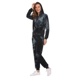 Breathable Women Velvet Velour Tracksuit Custom Design Your Own Tracksuit Women Velvet Tracksuit Wholesale Supplier - Product Image 3