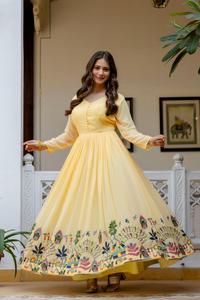 Robe Anarkali brodée en Georgette avec bordure de perles, Dupatta en toile à grande évasement, ensemble Salwar pour femme, prêt-à-porter - Product Image 6