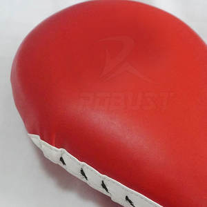 แผ่นรองเตะเทควันโดแบบมืออาชีพ หนังวัว ระบายอากาศได้ดี สวมใส่สบาย ปรับแต่งได้สำหรับการฝึกซ้อม ทนทาน - Product Image 3