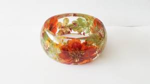 กำไลข้อมือเรซินทันสมัยสำหรับผู้หญิง ดีไซน์กะทัดรัด น้ำหนักเบา ลวดลายสดใส เหมาะสำหรับสวมใส่ในชีวิตประจำวัน - Product Image 2