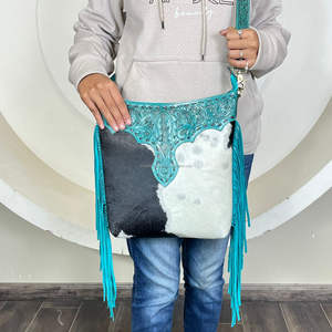 Sac bandoulière messager en cuir de vachette véritable, artisanal, tendance, de haute qualité, avec accents floraux turquoise et franges, pour femme - Product Image 4
