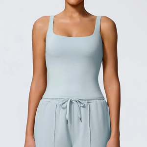 Débardeur en tricot à col carré pour femme, couleur unie, respirant, polyester, style minimaliste, sans manches, séchage rapide, RICHTALK SPORTS - Product Image 6