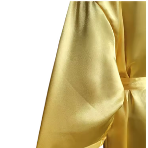 HAWK SPORTS INDUSTRIES Robe en satin de polyester à capuche jaune à manches longues avec ceinture, durable pour l'entraînement et la compétition en arts martiaux - Product Image 4