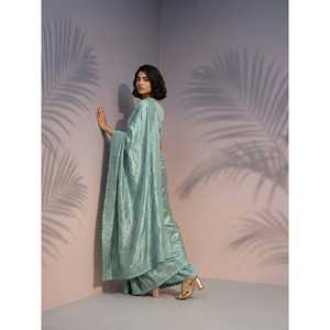 Sari en soie léger et festif couleur framboise pure avec broderie Leheriya en soie et bordure à sequins, chemisier inclus - Product Image 3