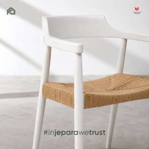 Chaise de salle à manger en bois massif artisanale de qualité supérieure avec assise en corde de papier tressée pour hôtel, restaurant, café, vente en gros - Product Image 2