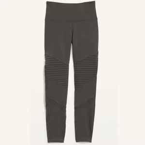 Leggings Cortos Deportivos de Yoga para Mujer, Color Sólido, Logotipo Personalizado al por Mayor, Cintura Alta, Hechos en Pakistán - Product Image 1