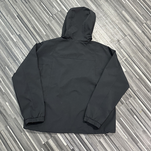 เสื้อแจ็คเก็ตกันลมคุณภาพสูงปี 2026 สตรีทแวร์ผู้ชาย ผ้าโพลีเอสเตอร์ 100% กันน้ำ กันลม ทรงหลวม รับผลิตแบบ OEM/ODM Maan Wears - Product Image 2