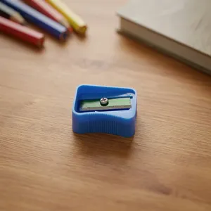 Sacapuntas Portátil al por Mayor con Contenedor de Virutas para Escuela, Oficina, Viajes y Necesidades Diarias de Escritura - Product Image 2