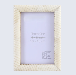 El marco de fotos moderno personalizado más vendido hecho a mano de acrílico y madera con incrustaciones de hueso y resina de la colección - Product Image 3