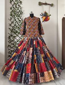 Vestido Tradicional de Mujer, Lehenga Choli, con Estampado de Patchwork, Reversible, de Muselina de Algodón, para Bodas, Fiestas, Diwali, India, Pakistán - Product Image 4