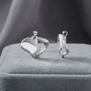Colgante de Plata 925 con Corazón Abierto, Romántico, para Uso Diario - Product Image 1