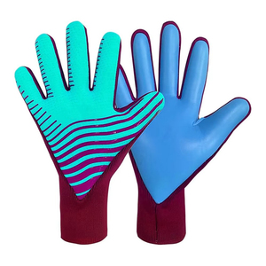 Guantes de Portero de Fútbol de Látex de Alta Calidad, Antideslizantes y Transpirables, con Colores Personalizados y Diseño Profesional para Entrenamiento - Product Image 6