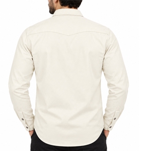 Camisa de Mezclilla para Hombre, Clásica, de Manga Larga, Casual, con Botones al Frente, Cuello Clásico, Bolsillos en el Pecho, Estilo Casual - Product Image 2