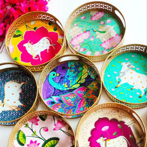 Bandeja Decorativa Cuadrada con Estampado de Vaca Pichwai, Elegante Juego de Bandejas Metálicas para Servir Frutos Secos y Aperitivos, para Cocina, Bodas, Venta al por Mayor - Product Image 2