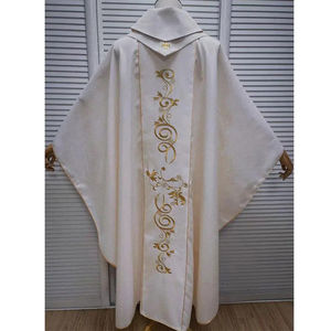 Casulla de poliéster mate de calidad con diseño bordado mariano y estola, hecha a medida, con bordado rosa. - Product Image 6