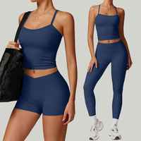 Ensembles de yoga 3 pièces : Leggings, shorts et hauts de fitness pour femmes, avec coussinets de poitrine intégrés