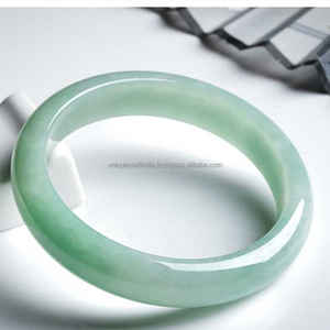 Regalos de Navidad Únicos 2025, Brazaletes Geométricos Modernos con Patrón Circular, Artesanía de Resina Colorida Pulida Hecha a Mano en India - Product Image 5