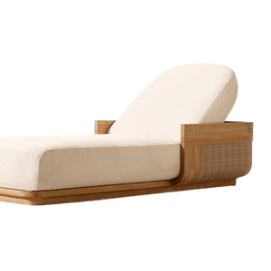 Tumbona de Lujo de Madera de Teca Tropical con Reposabrazos de Ratán, Elegante Tumbona para Tomar el Sol, Muebles de Exterior Premium para Villas y Resorts - Product Image 6
