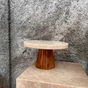 Support à gâteau en marbre avec base en bois, présentoir à desserts de luxe pour gâteaux, pâtisseries, décoration de table, réutilisable, passe au lave-vaisselle - Product Image 5