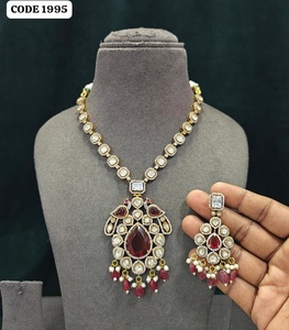 Conjunto de collar y pendientes de lujo con colgante de rubí rojo en forma de lágrima, chapado en oro, de latón, para novias, fiestas y bodas, para mujeres. - Product Image 3