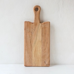 Planche à découper rectangulaire haute avec poignée, surface lisse et épaisse, idéale pour couper, servir et sublimer le style de cuisine moderne - Product Image 2