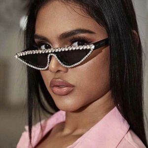 Triangular Cat-Eye Small-<b>Frame</b> Diamond-Studded Arrival European & American Vintage-Inspired Distinctive Sunglasses - Product Image 4