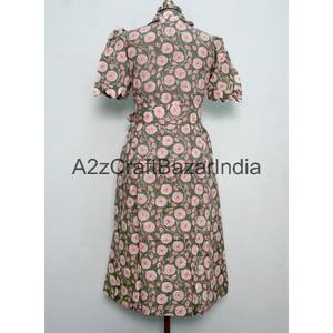 ชุดเดรสทรงเอลายดอกไม้ผ้าฝ้าย 100% เป็นมิตรกับสิ่งแวดล้อมสำหรับผู้หญิง แบรนด์ Kangura คอวี แขนสั้น ตกแต่งกระดุม เหมาะสำหรับใส่ทำงานหรือใส่ลำลอง - Product Image 6