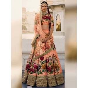 Magnifique Lehenga Choli brodé de créateur de vêtements de fête de couleur pêche - Product Image 1
