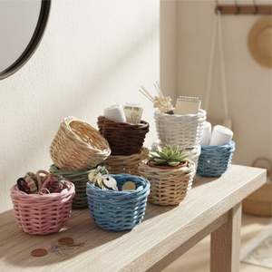Petit panier en rotin artisanal - Product Image 6