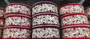 Bordure de dentelle brodée de luxe avec sequins pour sari de mariée, lehenga, dupatta, robe, vêtement, ruban décoratif à coudre - Product Image 2