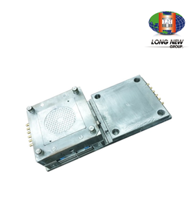 แม่พิมพ์ฉีดพลาสติกแบบหลายช่อง LONGNEW Custom OEM H13 เหล็กกล้า สำหรับเลนส์โคมไฟและชิ้นส่วนพลาสติกในครัวเรือน ไต้หวัน - Product Image 3