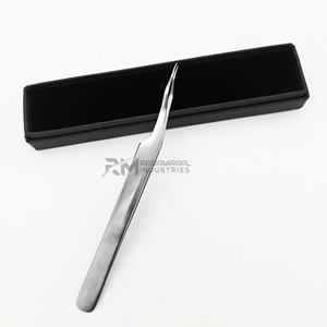 Pince à épiler professionnelle pour extensions de cils RMI en acier inoxydable argenté, nouveau design, avec emballage en boîte cartonnée - Product Image 2