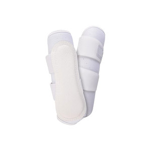 Bottes en mousse blanche pour chevaux, pour la thérapie et le soutien à la récupération - Product Image 1