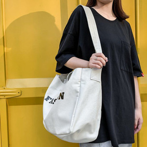 Sac fourre-tout personnalisé en toile 2025, en coton brodé, fermeture ouverte, sac à main de luxe vintage, capacité 3L+ - Product Image 1