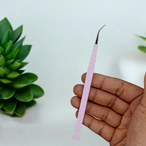 Pince à épiler incurvée d'extension de cils en acier inoxydable finition impression diamant Design coeur - Product Image 2