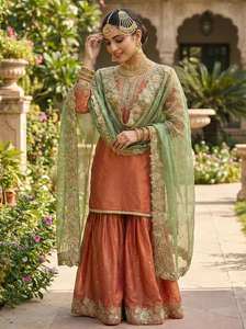 Ensemble Sharara Palazzo de créateur haut de gamme avec sequins et dupatta – Tenue de soirée élégante - Product Image 2