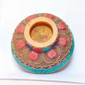 Bol en bois et résine époxy artisanal népalais pour cuisine et salle à manger modernes, bol bouddhiste traditionnel - Product Image 4