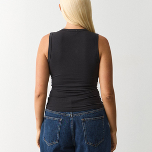 Tops deportivos cortos de algodón 100% jersey, cuello redondo, sin costuras, transpirables, para mujer, ideales para fitness y entrenamiento. - Product Image 2