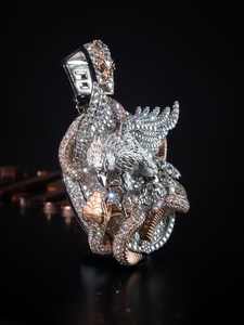Pendentif personnalisé en argent 925 plaqué rhodium 3D, motif animal, visage de loup, avec moissanite - Product Image 3