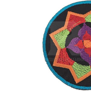 Patchs brodés thermocollants personnalisés en tissu sergé 3D avec formes de fleurs, de cœurs et de rectangles pour vêtements - Product Image 3